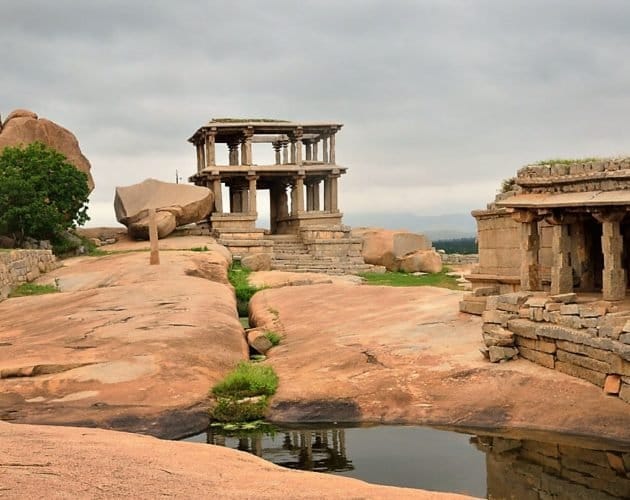Hampi – Ancient Temple Complex Hampi – Ancient Temple Complex